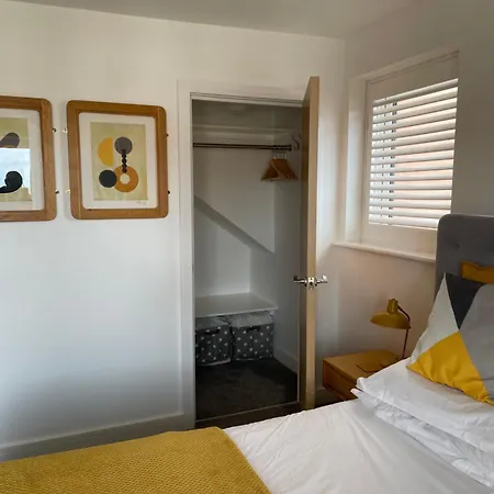 Holiday home Retro Retreat, Sea View, Free Parking & Ev Plug-in Whitby