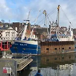 Semesterbostad Retro Retreat, Sea View, Free Parking & Ev Plug-in *