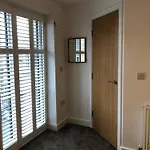 Semesterbostad Retro Retreat, Sea View, Free Parking & Ev Plug-in *