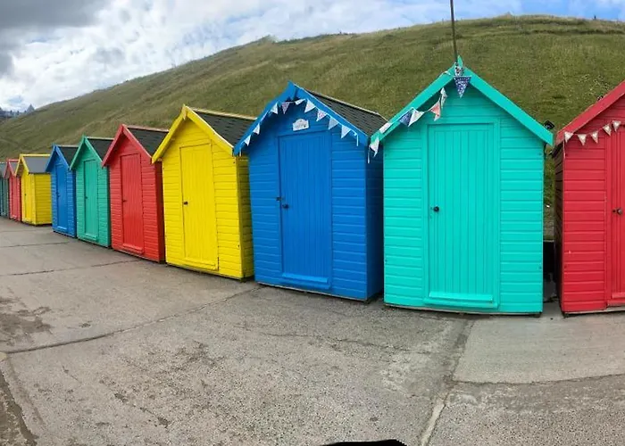 Nyaraló Retro Retreat, Sea View, Free Parking & Ev Plug-in *