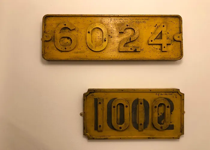 Retro Retreat, Sea View, Free Parking & Ev Plug-in