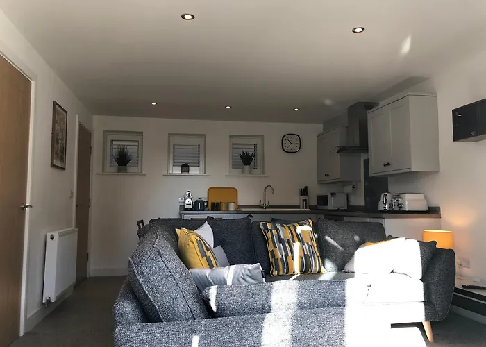 Retro Retreat, Sea View, Free Parking & Ev Plug-in *