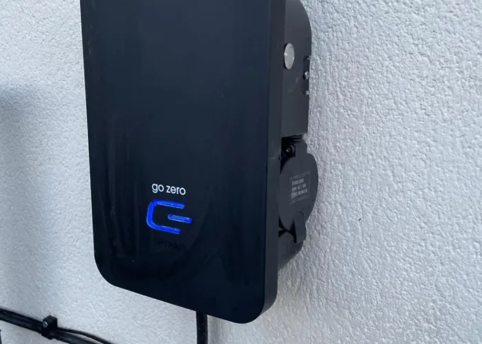 Retro Retreat, Sea View, Free Parking & Ev Plug-in Nyaraló