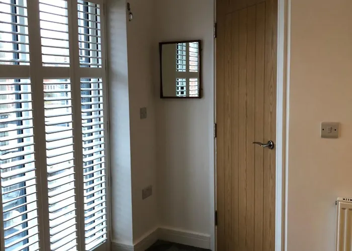 Nyaraló Retro Retreat, Sea View, Free Parking & Ev Plug-in *