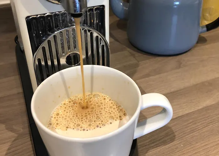 Retro Retreat, Sea View, Free Parking & Ev Plug-in Nyaraló *